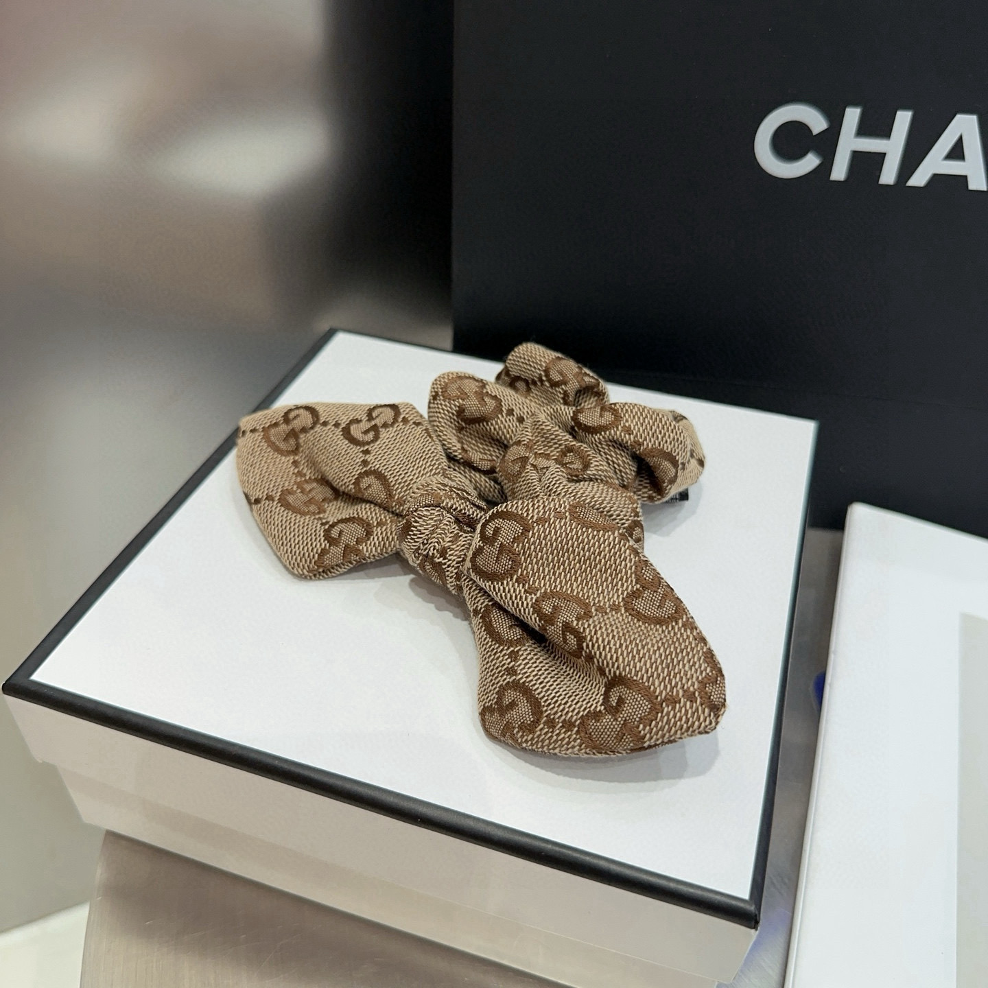 🎁配包装盒Gucci(古奇) GG发圈，经典字母搭配小蝴蝶结！特别耐看，永不过时…