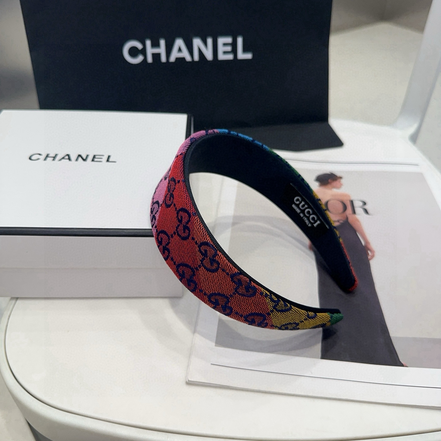 🎁配包装盒Gucci(古奇) GG字母发箍，彩虹色！时尚潮流，非常好搭配！小仙女必备