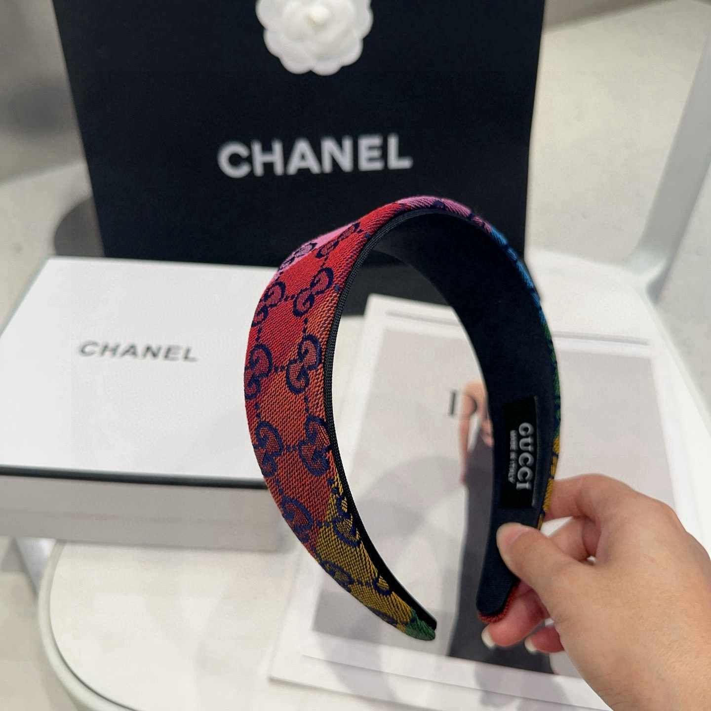 🎁配包装盒Gucci(古奇) GG字母发箍，彩虹色！时尚潮流，非常好搭配！小仙女必备