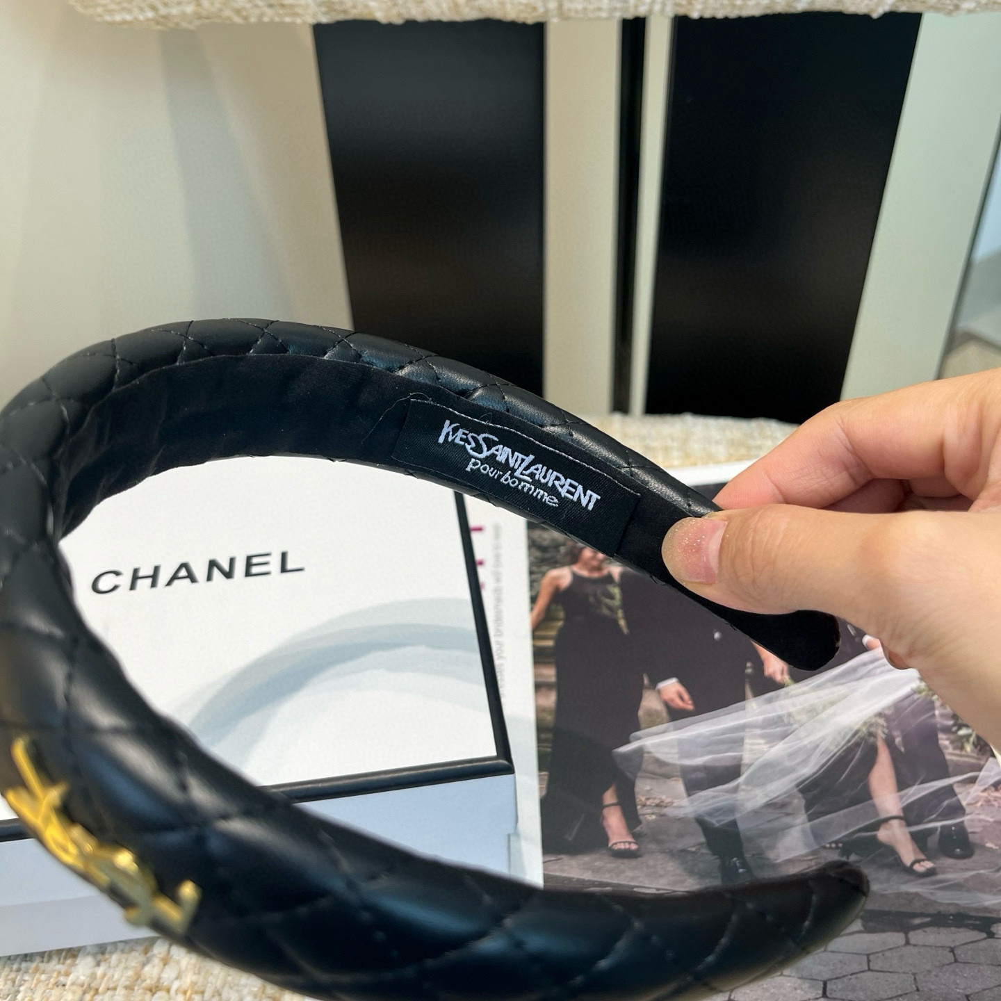 🎁配包装盒 YSL（圣罗兰）新款发箍，复古气质美，时尚百搭，甜酷小姐姐必备…