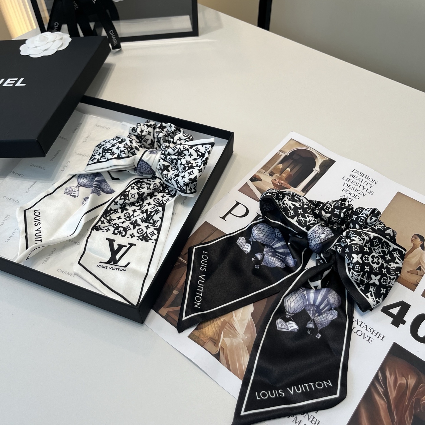 NO:894984,P Comes with a packaging box Louis Vuitton's new hair tie, simple and elegant, especially eye-catching!  Super popular small items hairpins, hairpins, louis vuitton, louis vuitton, louis vuitton, louis vuitton, hairpins19860909P 配包装盒 Louis Vuitton (路易威登)驴家新品发圈,简单大气,特别吸睛！超火爆小单品发夹,发夹,louis vuitton,louis vuitton,louis vuitton,louis vuitton,hairpins,accessory