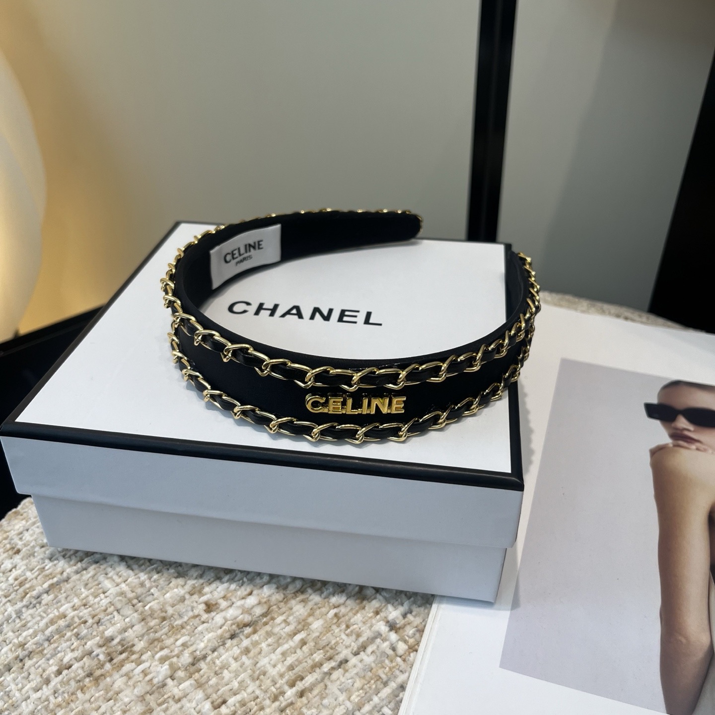 NO:881483,P Comes with packaging box CELINE Arc de Triomphe's new chain headband, exquisite and comfortable, very fashionable and versatile!  Must-have hairpins for goddesses, hairpins, celine, celine, hairpins19860909P 配包装盒 CELINE（赛琳）凯旋门新款链条发箍,精致舒适,非常时尚百搭！女神必备单品发夹,发夹,celine,celine,hairpins,accessory