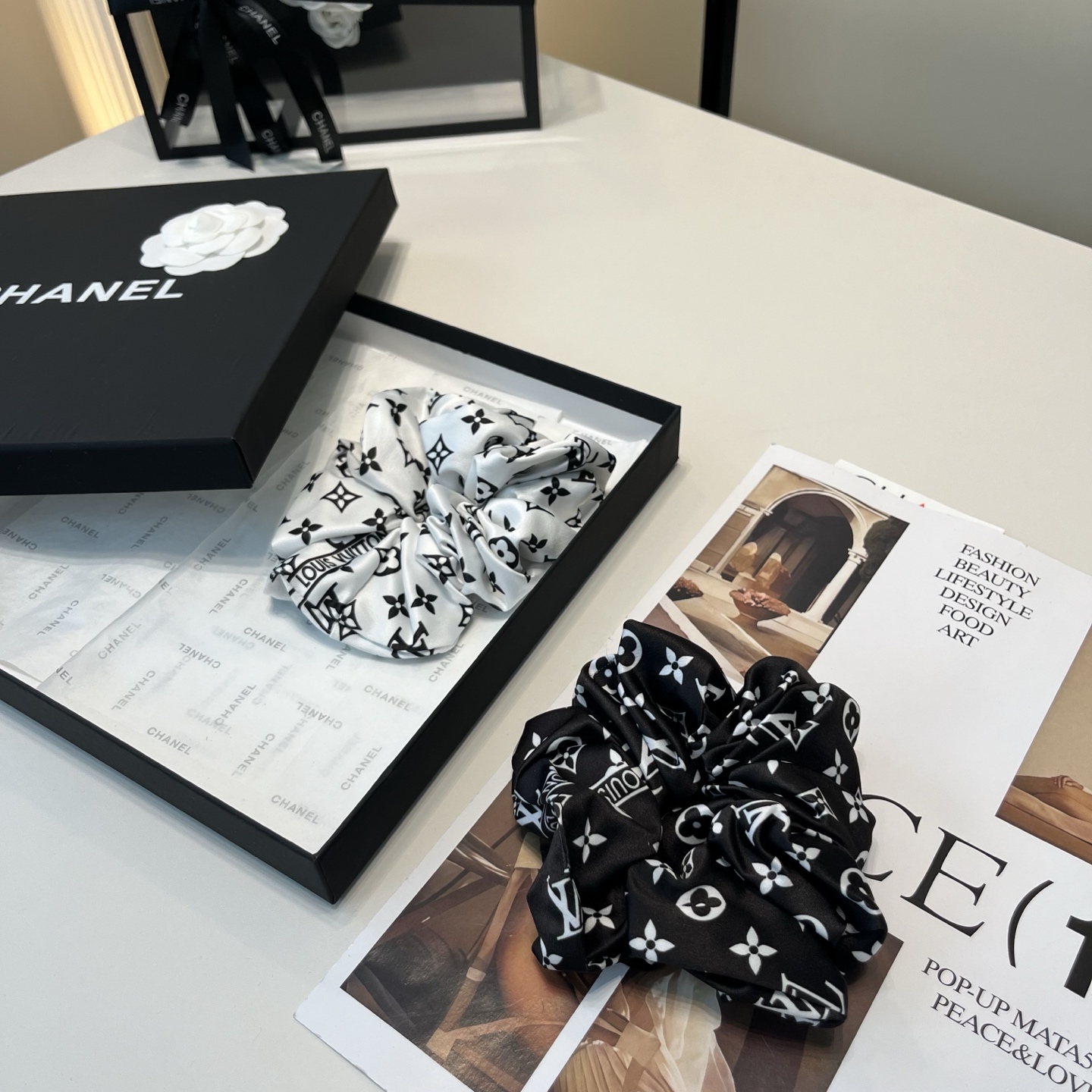NO:853783,P Comes with packaging box Louis Vuitton (Louis Vuitton) Lujia's popular hair tie, the same style at the counter, classic LV logo, simple and elegant, especially eye-catching!  Super popular small items hairpins, hairpins, louis vuitton, louis vuitton, louis vuitton, louis vuitton, louis vuitton, hairpins19860909P 配包装盒 Louis Vuitton (路易威登)驴家爆款发圈,专柜同款,经典LV标志,简单大气,特别吸睛！超火爆小单品发夹,发夹,louis vuitton,louis vuitton,louis vuitton,louis vuitton,louis vuitton,hairpins,accessory
