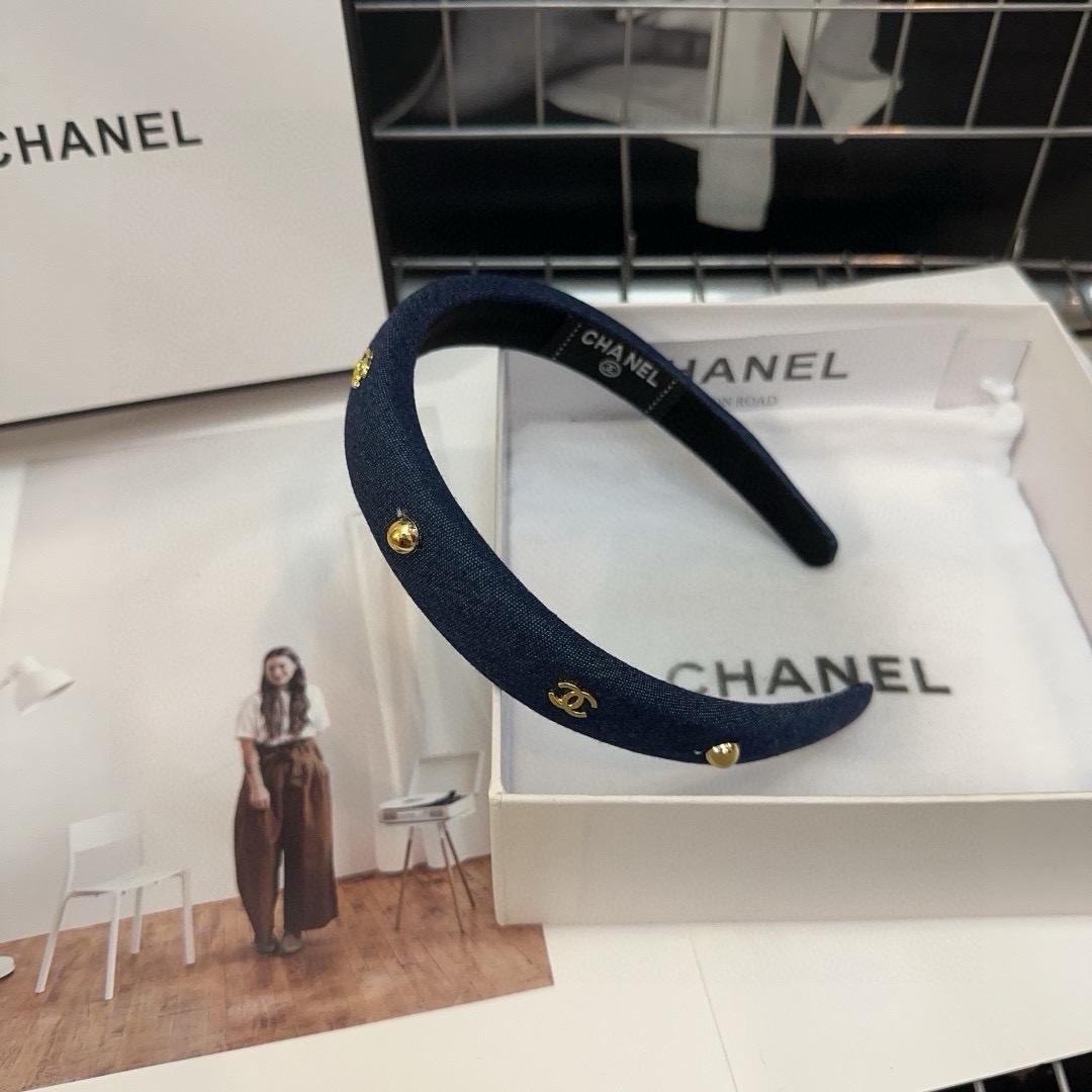 NO:853726,P Comes with a packaging box. Chanel’s latest mini-fragrant headband, super pretty!  Full of celebrity style, a must-have for little fairies...hairpins, hairpins, chanel, chanel, hairpins19860909P 配包装盒 Chanel (香奈儿)最新款小香爆款发箍,超级好看！名媛范儿十足,小仙女必备…发夹,发夹,chanel,chanel,hairpins,accessory