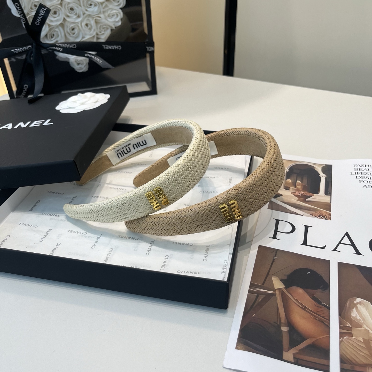NO:920762,P Comes with packaging box miumiu's new straw hairband. Simple, elegant, practical and versatile, worth buying!  hairpins,hairpins,miumiu,espadrilles,hairpins19860909P 配包装盒 miumiu新款草编发箍.简单优雅,实用百搭,值得入手！发夹,发夹,miumiu,espadrilles,hairpins,accessory