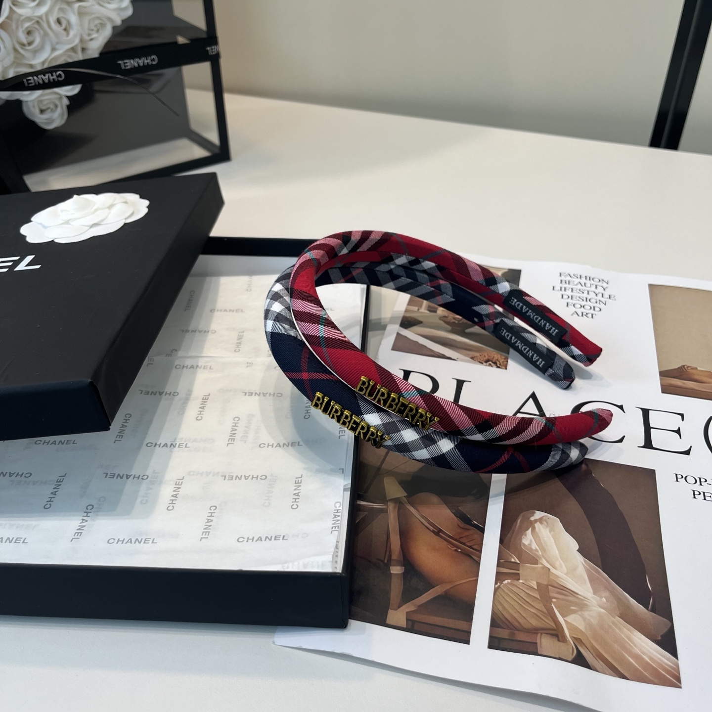 NO:941961,P with packaging box Burberry plaid hairband, fashionable, practical and versatile, very good-looking hairpins, hairpins, burberry, burberry, hairpins19860909P 配包装盒 Burberry（巴宝莉）格子发箍,时尚潮流,实用百搭,非常好看发夹,发夹,burberry,burberry,hairpins,accessory