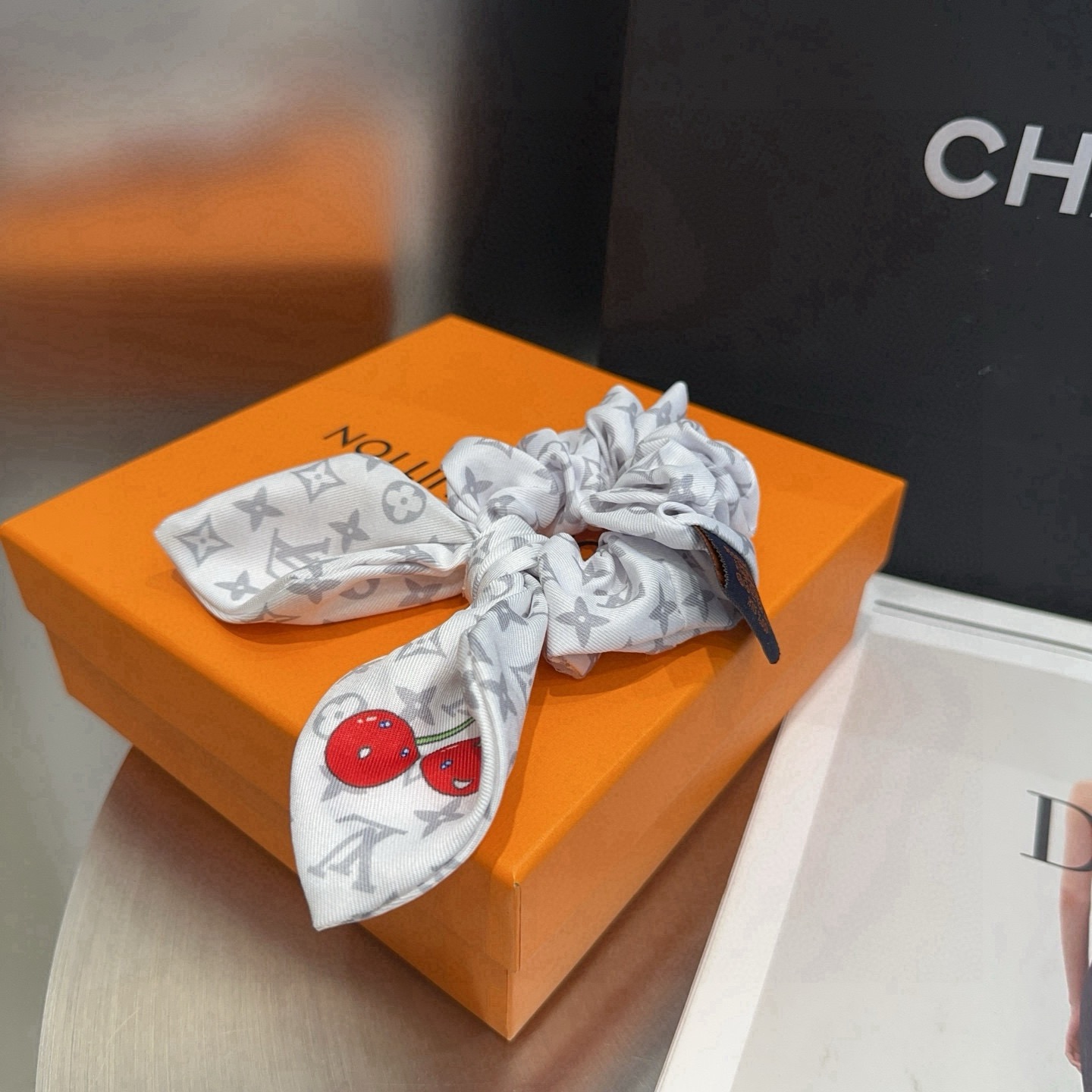 NO:920758,P with packaging box Louis Vuitton (Louis Vuitton) Lujia's new cherry hair tie, super popular small item hairpins, hairpins, louis vuitton, louis vuitton, louis vuitton, louis vuitton, hairpins19860909P 配包装盒 Louis Vuitton (路易威登)驴家新品樱桃发圈,超火爆小单品发夹,发夹,louis vuitton,louis vuitton,louis vuitton,louis vuitton,hairpins,accessory