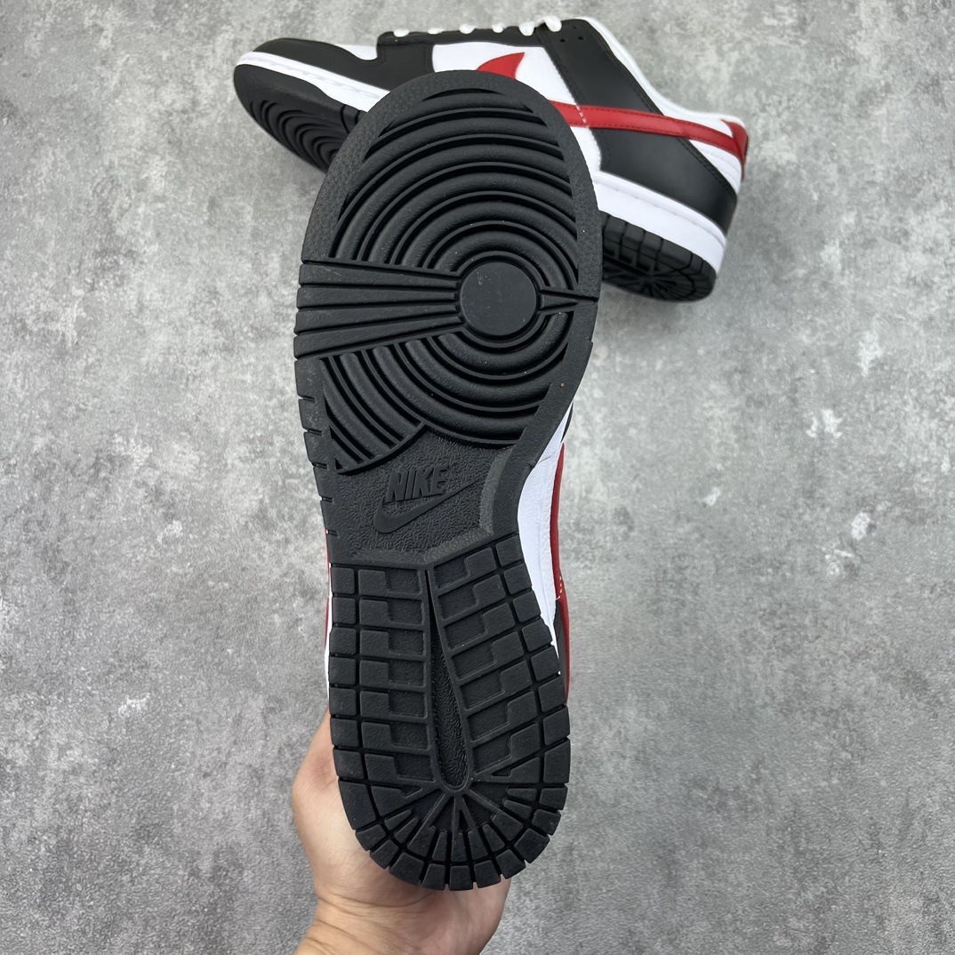 东南亚订单
Nk Dunk Low Red Panda 红勾熊猫 SB低帮运动休闲板鞋 FB3354-0