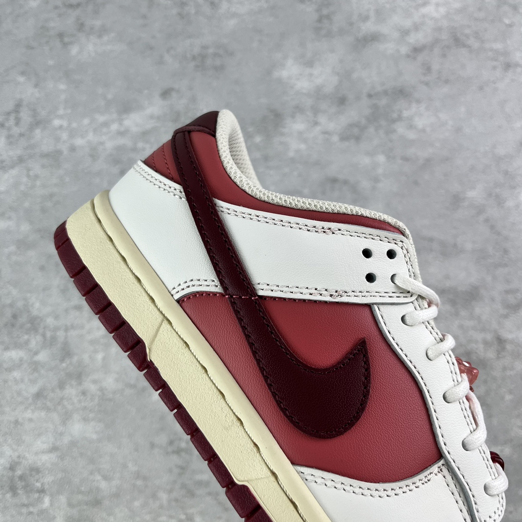 东南亚订单
Nk Dunk Low  Valentine's Day 情人节配色 SB低帮休闲板鞋 HF
