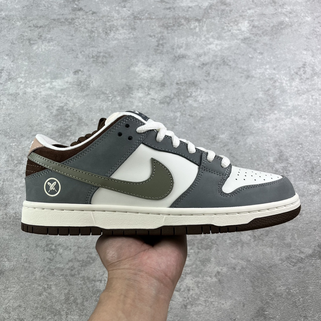 东南亚订单
NIKE SB Dunk Low x Yuto Horigome 联名灰白羽毛  极力推荐👏