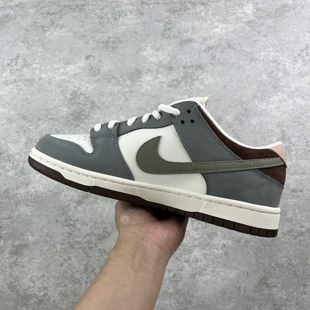 东南亚订单
NIKE SB Dunk Low x Yuto Horigome 联名灰白羽毛  极力推荐👏
