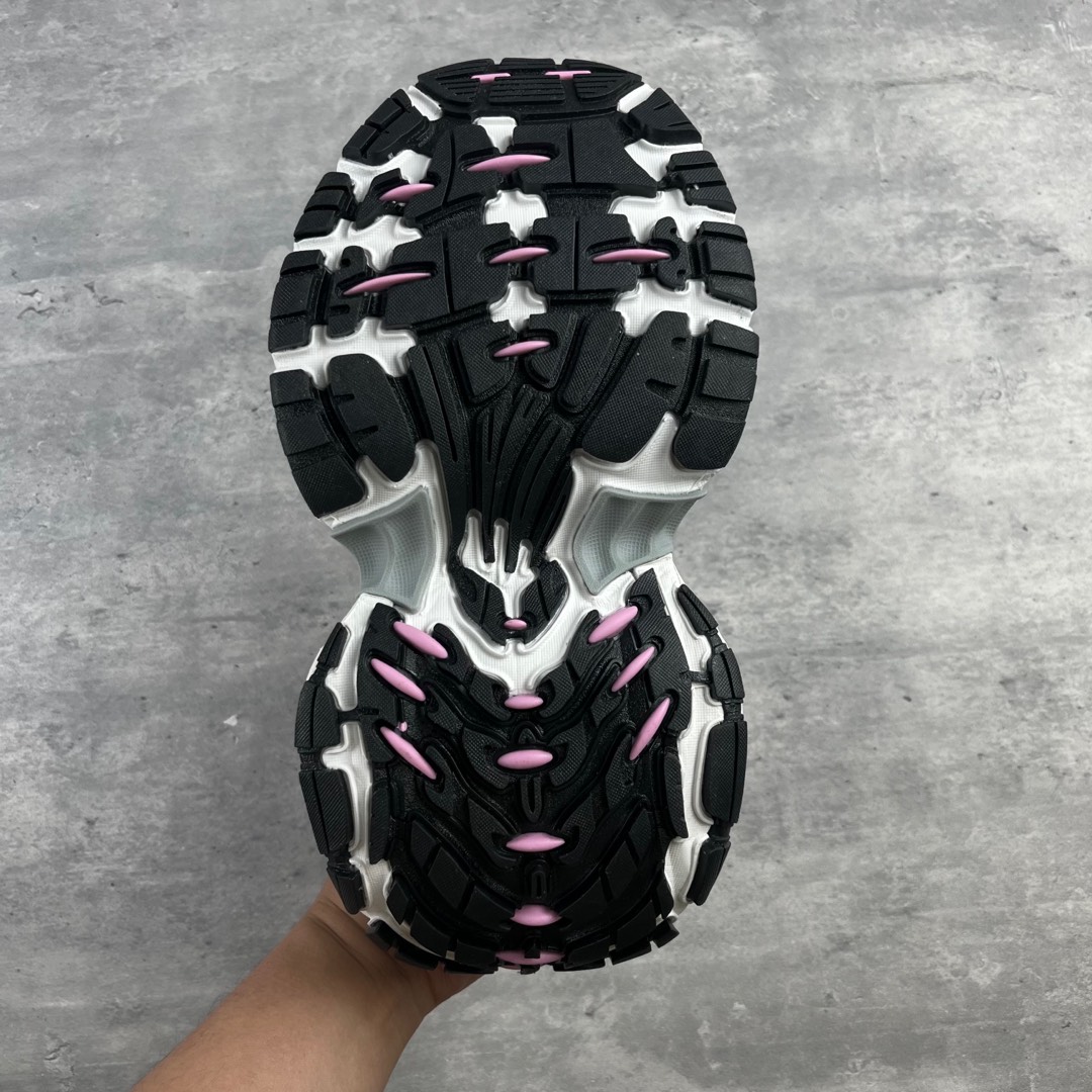 
Balenciaga巴黎世家 12代 6xl

货号： W2MV2 9910
尺码：35 36 37 