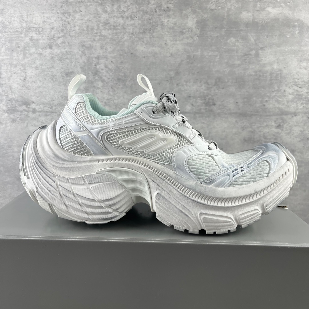 
Balenciaga巴黎世家 12代 6xl

货号： W2MV2 9910
尺码：35 36 37 