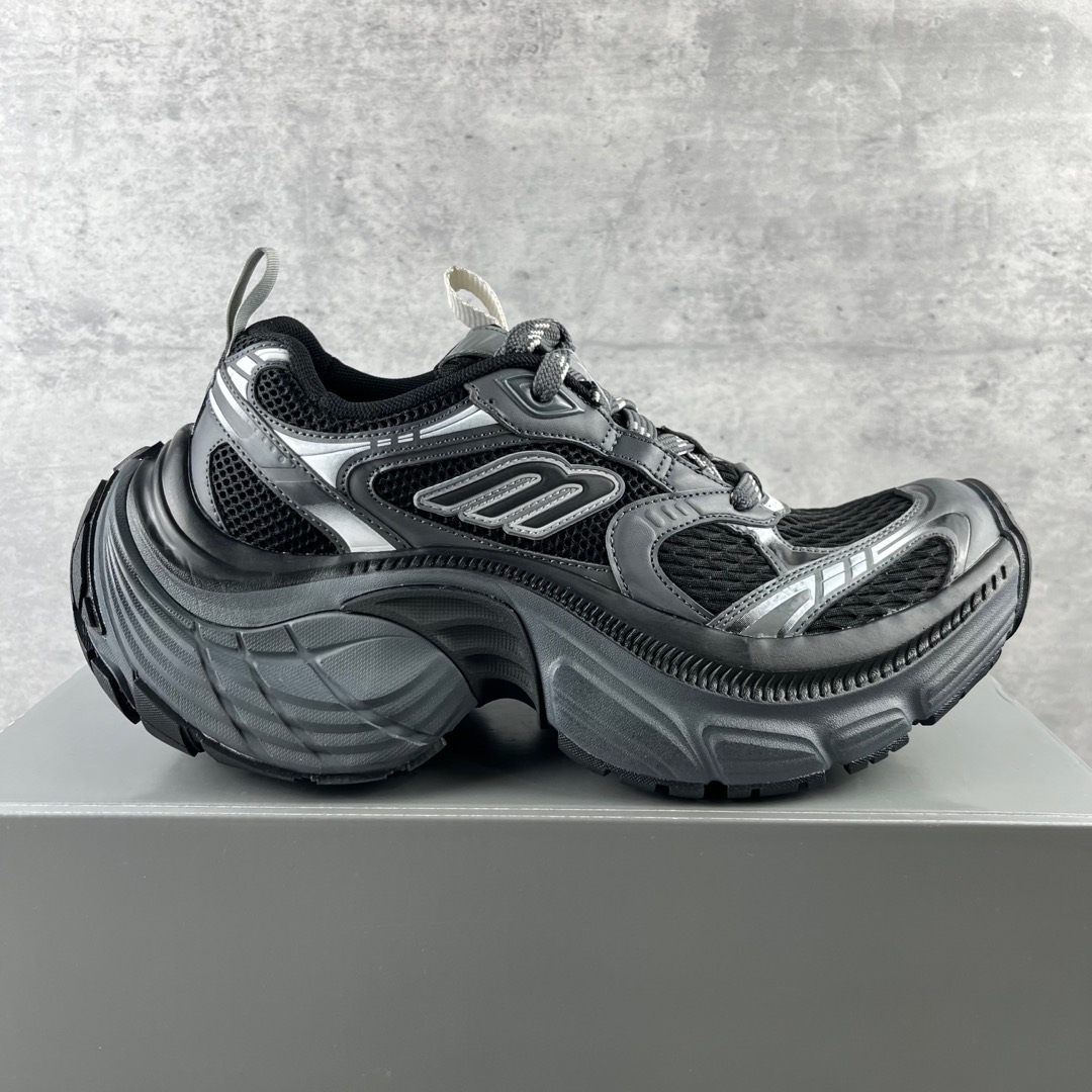 
Balenciaga巴黎世家 12代 6xl

货号： W2MV2 9910
尺码：35 36 37 