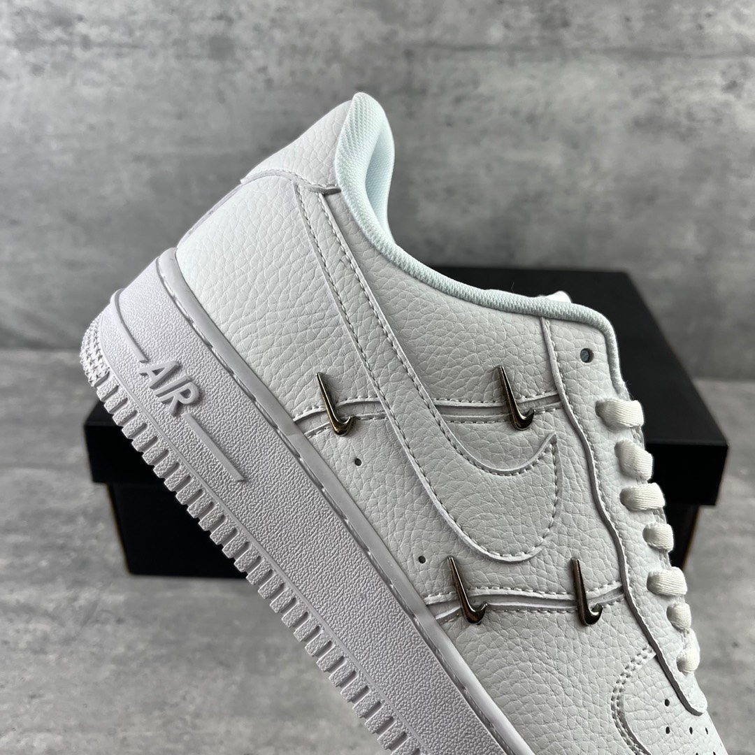 
Nk Air Force 1'07 Low 联名四勾 空军一号低帮休闲板鞋 
原楦头原纸板 打造纯正空
