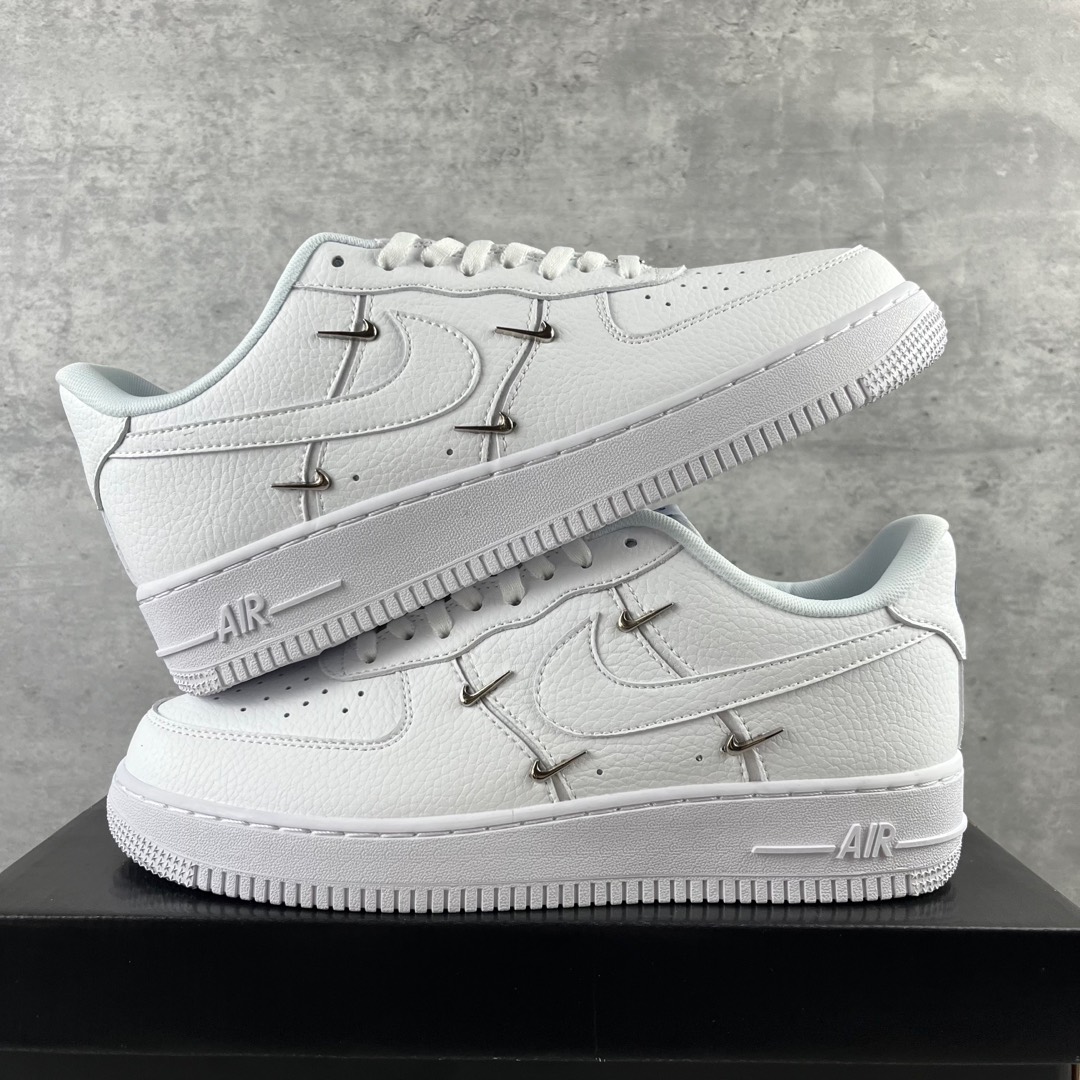 
Nk Air Force 1'07 Low 联名四勾 空军一号低帮休闲板鞋 
原楦头原纸板 打造纯正空
