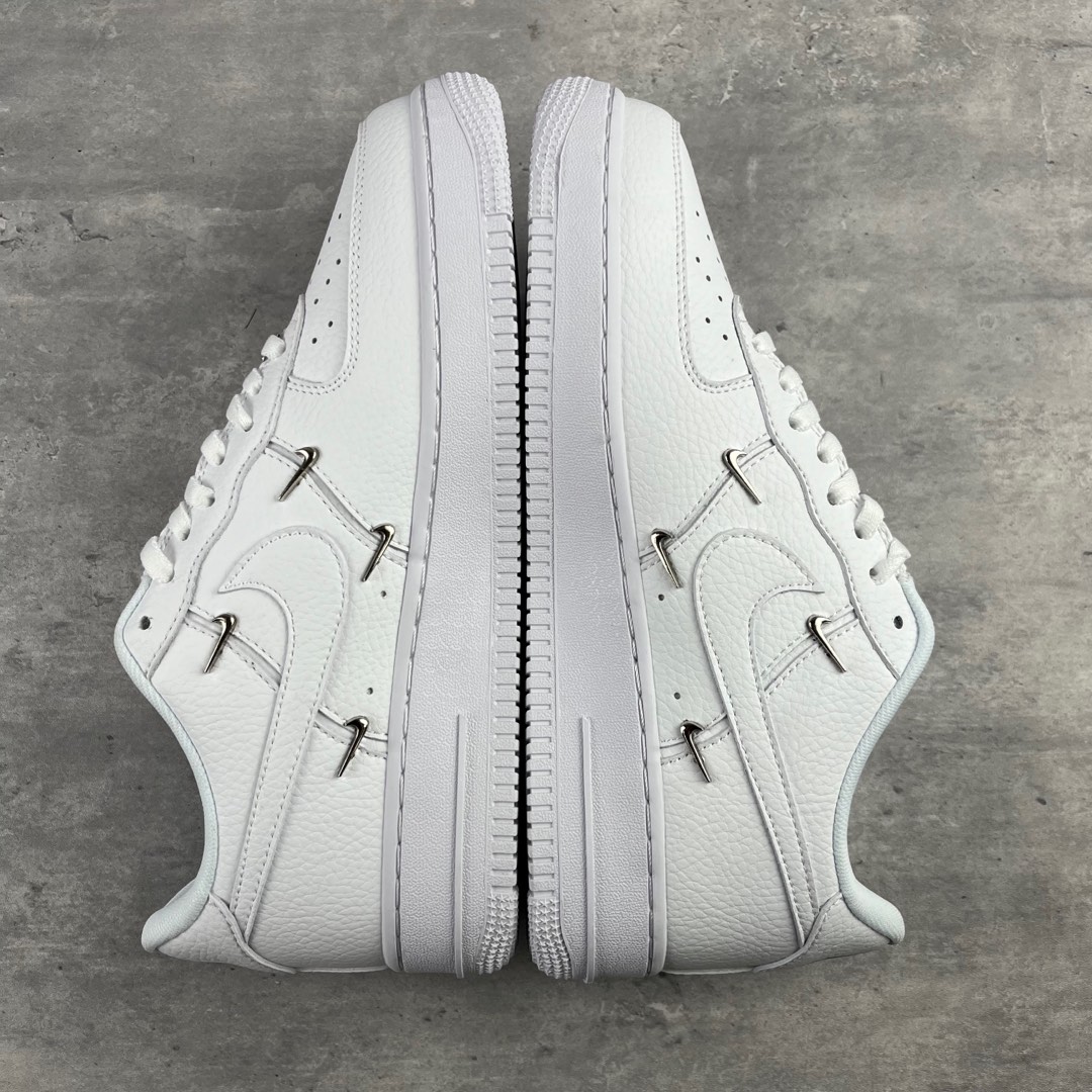 
Nk Air Force 1'07 Low 联名四勾 空军一号低帮休闲板鞋 
原楦头原纸板 打造纯正空