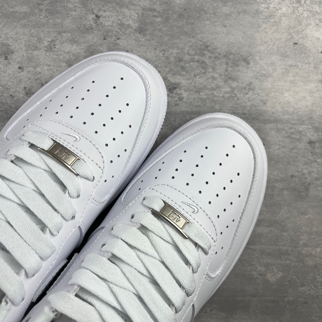 
Nike Air Force 1 Low Supreme联名 空军一号低帮运动休闲板鞋 
原楦头原纸板