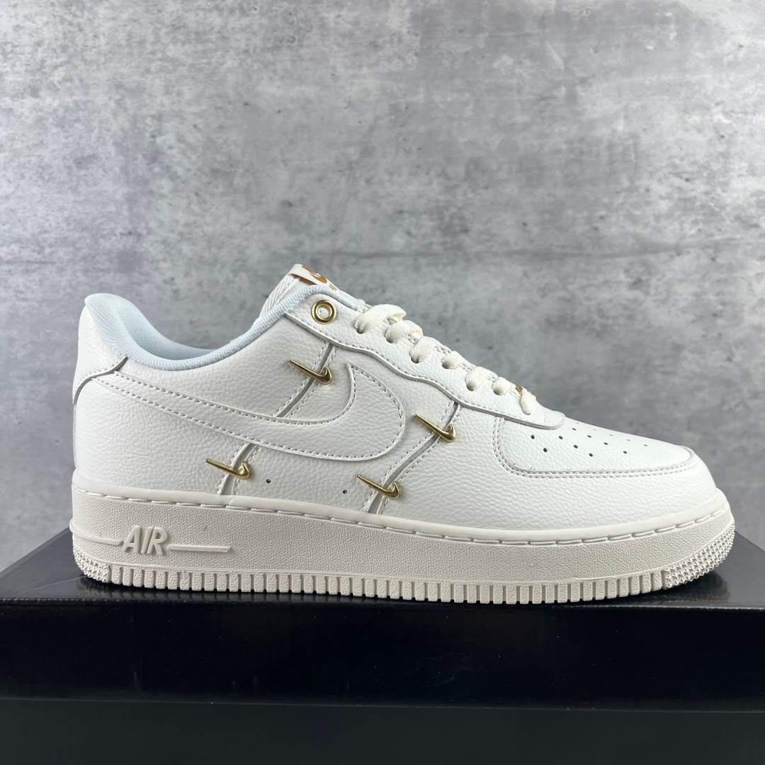 
Nk Air Force 1'07 Low 联名四勾 空军一号低帮休闲板鞋 
原楦头原纸板 打造纯正空