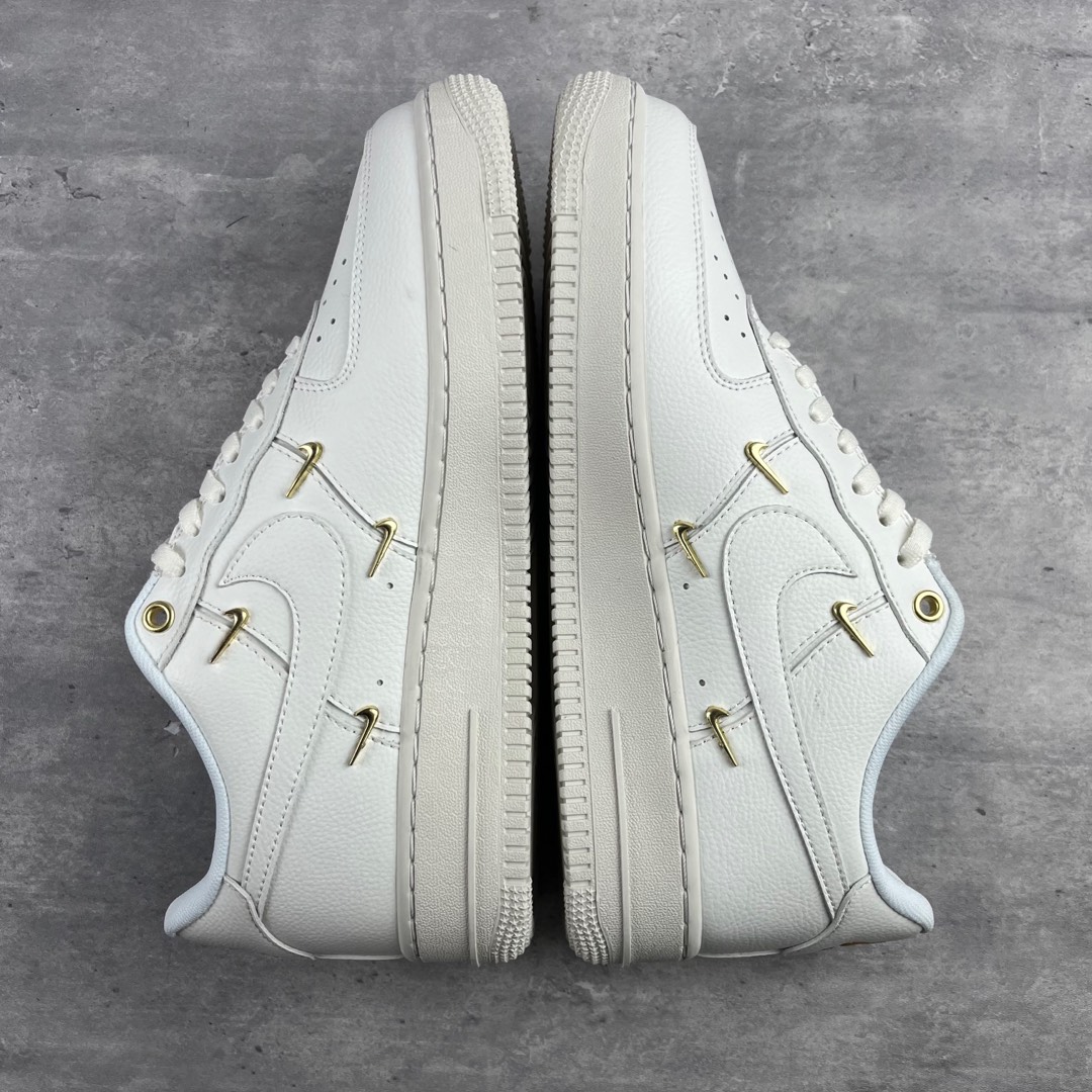 
Nk Air Force 1'07 Low 联名四勾 空军一号低帮休闲板鞋 
原楦头原纸板 打造纯正空
