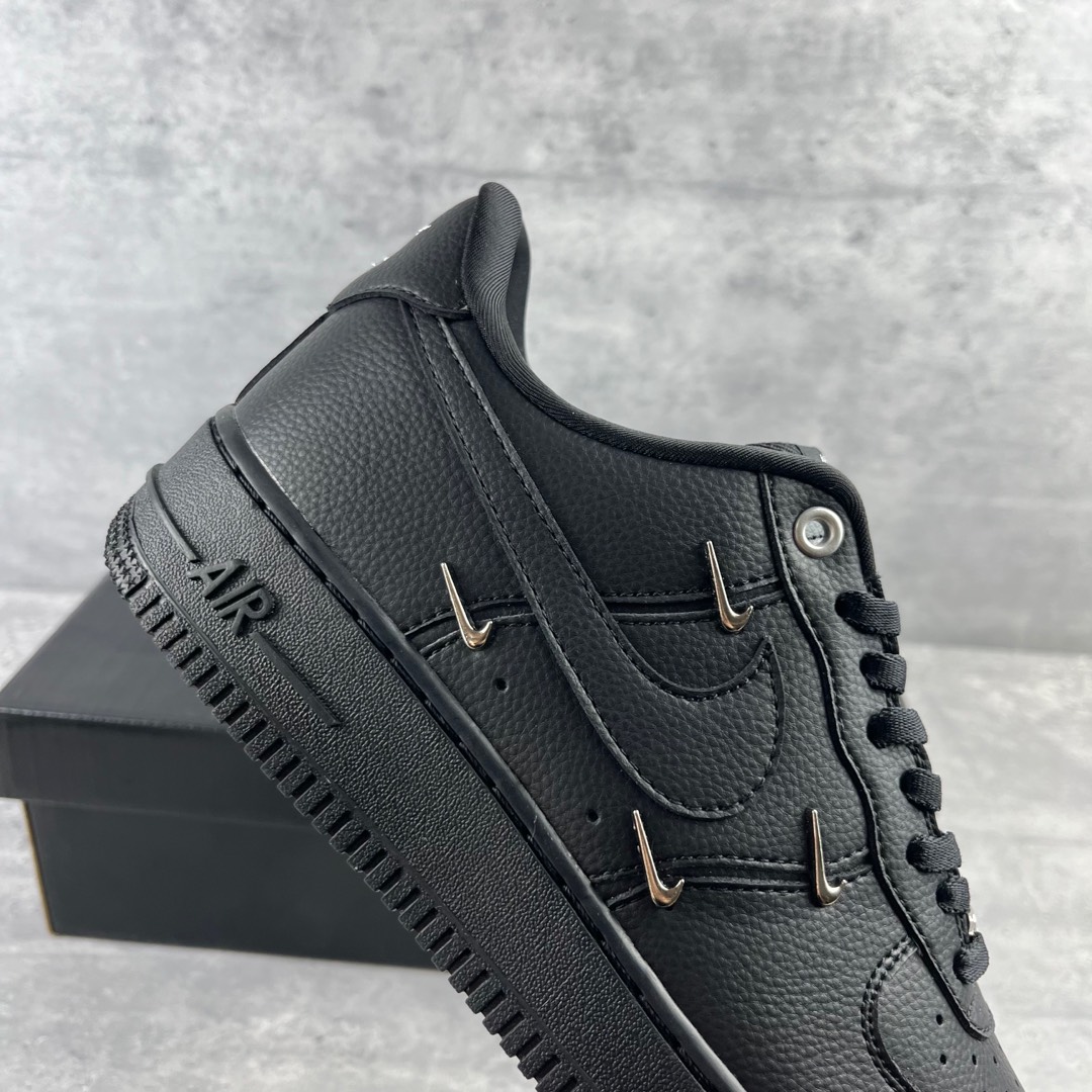 
Nk Air Force 1'07 Low 联名四勾 空军一号低帮休闲板鞋 
原楦头原纸板 打造纯正空