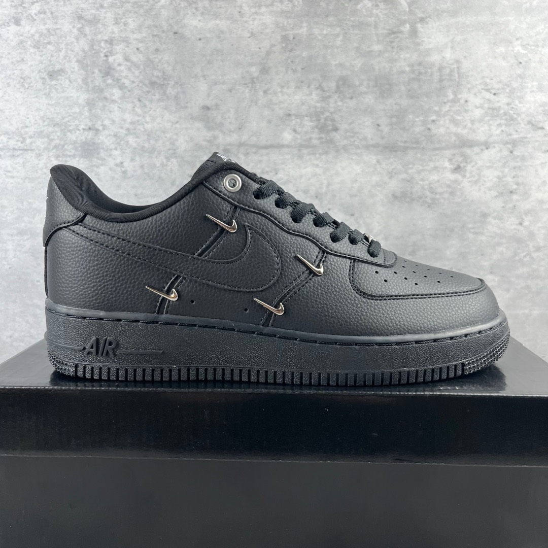 
Nk Air Force 1'07 Low 联名四勾 空军一号低帮休闲板鞋 
原楦头原纸板 打造纯正空
