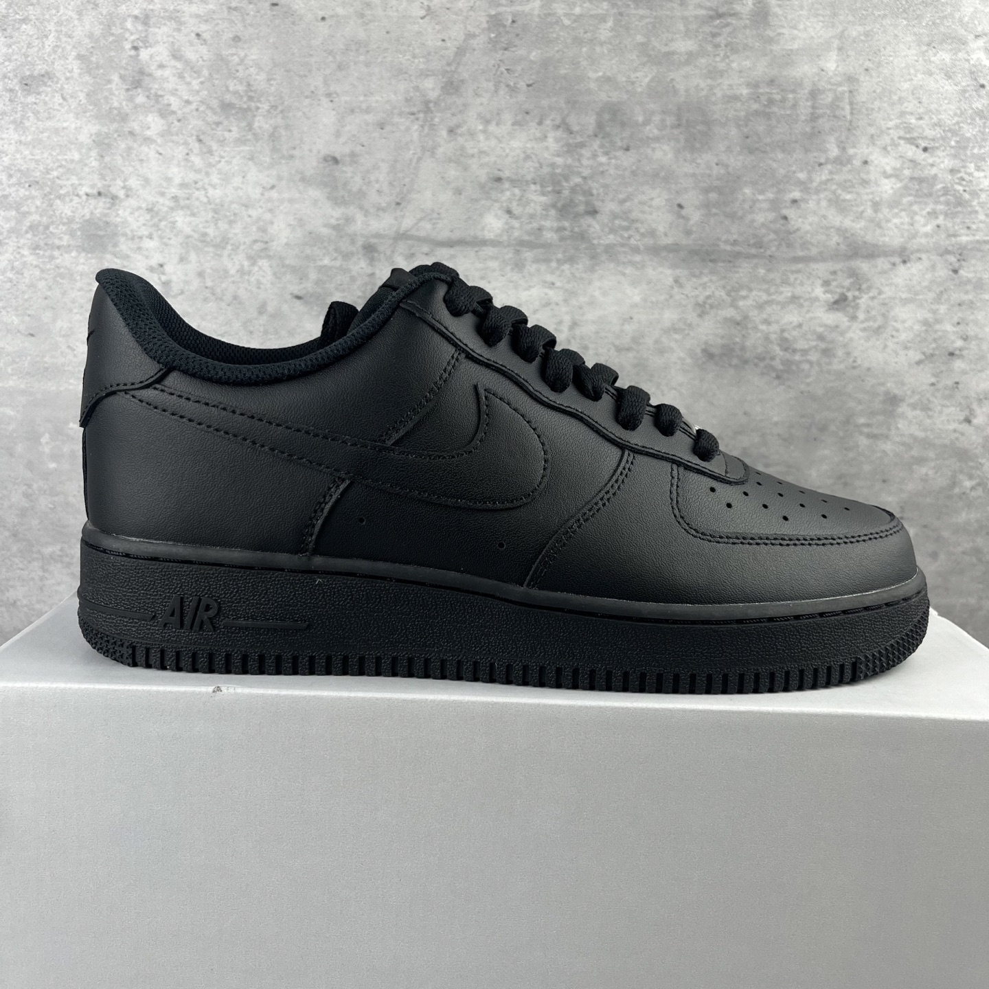 
NK Air Force 1 Low '07 空军一号纯白低帮经典板鞋CW2288-001 圈内最强黑