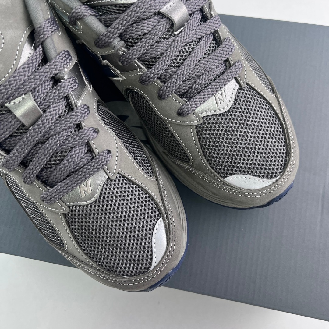  New Balance 2002系列 复古休闲跑步鞋 ML2002RA
尺码：36 37 37.5 3