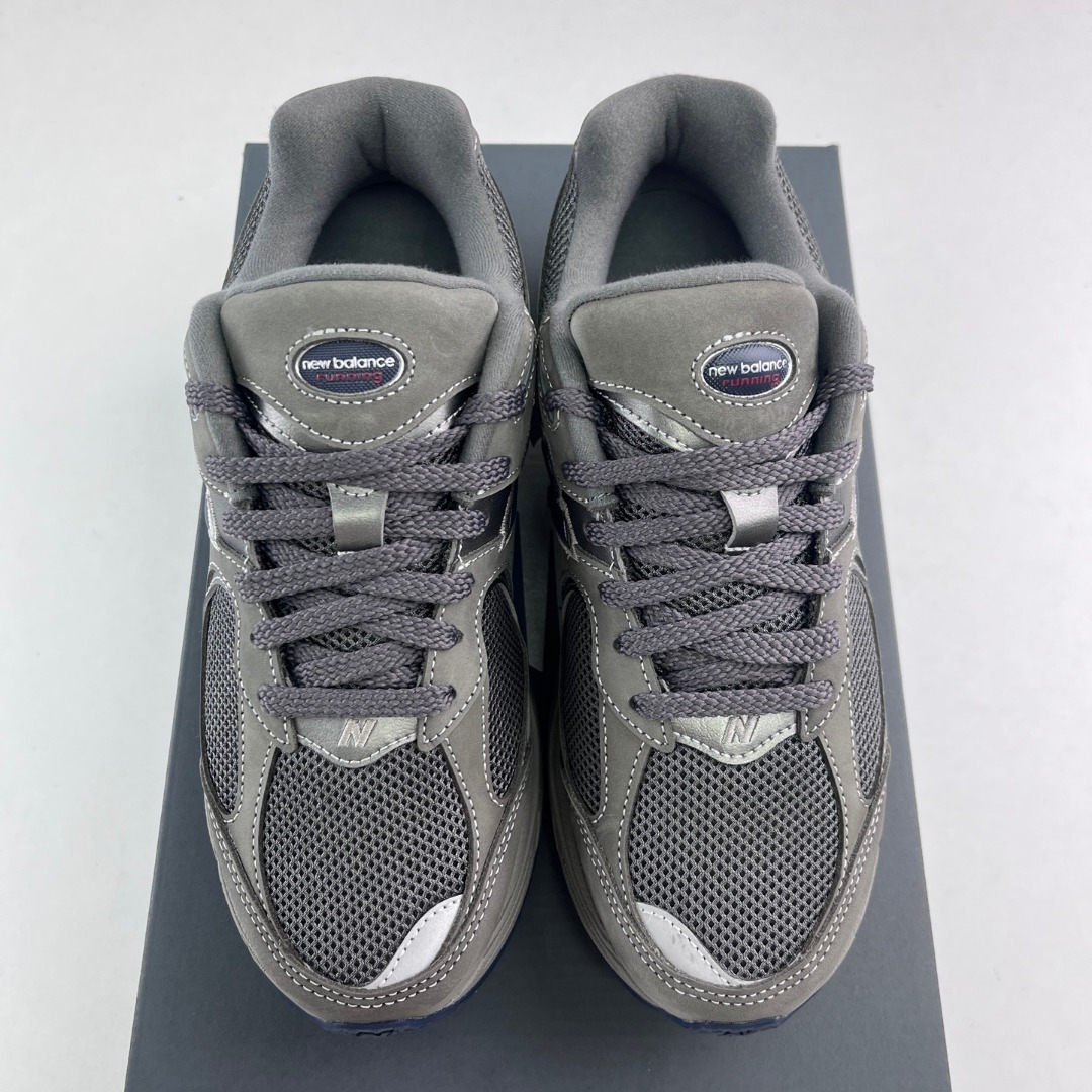 New Balance 2002系列 复古休闲跑步鞋 ML2002RA
尺码：36 37 37.5 3