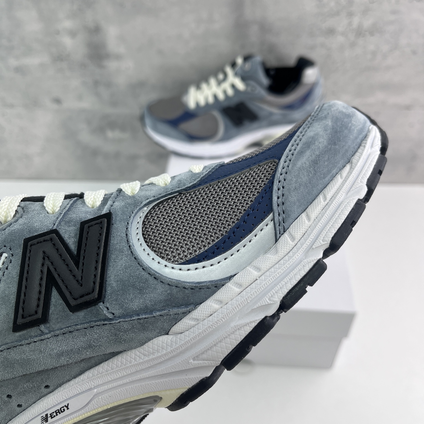 
JJJJound x New Balance 2002系列 联名款 复古休闲跑步鞋 M2002RU2
