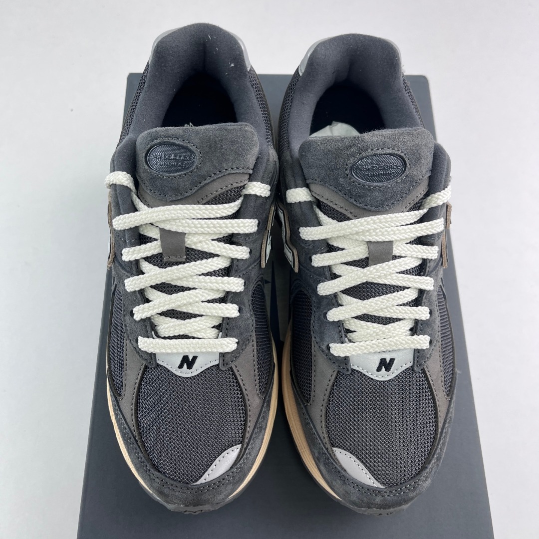 
New Balance WL2002 复古休闲跑步鞋 M2002RHO
尺码：36 37 37.5 3