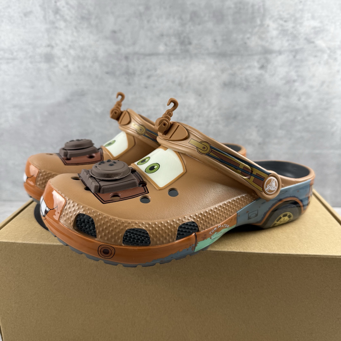  Crocs Classic Clog 卡洛驰 明星 M4-M11
尺码：36-47
编码：LA5