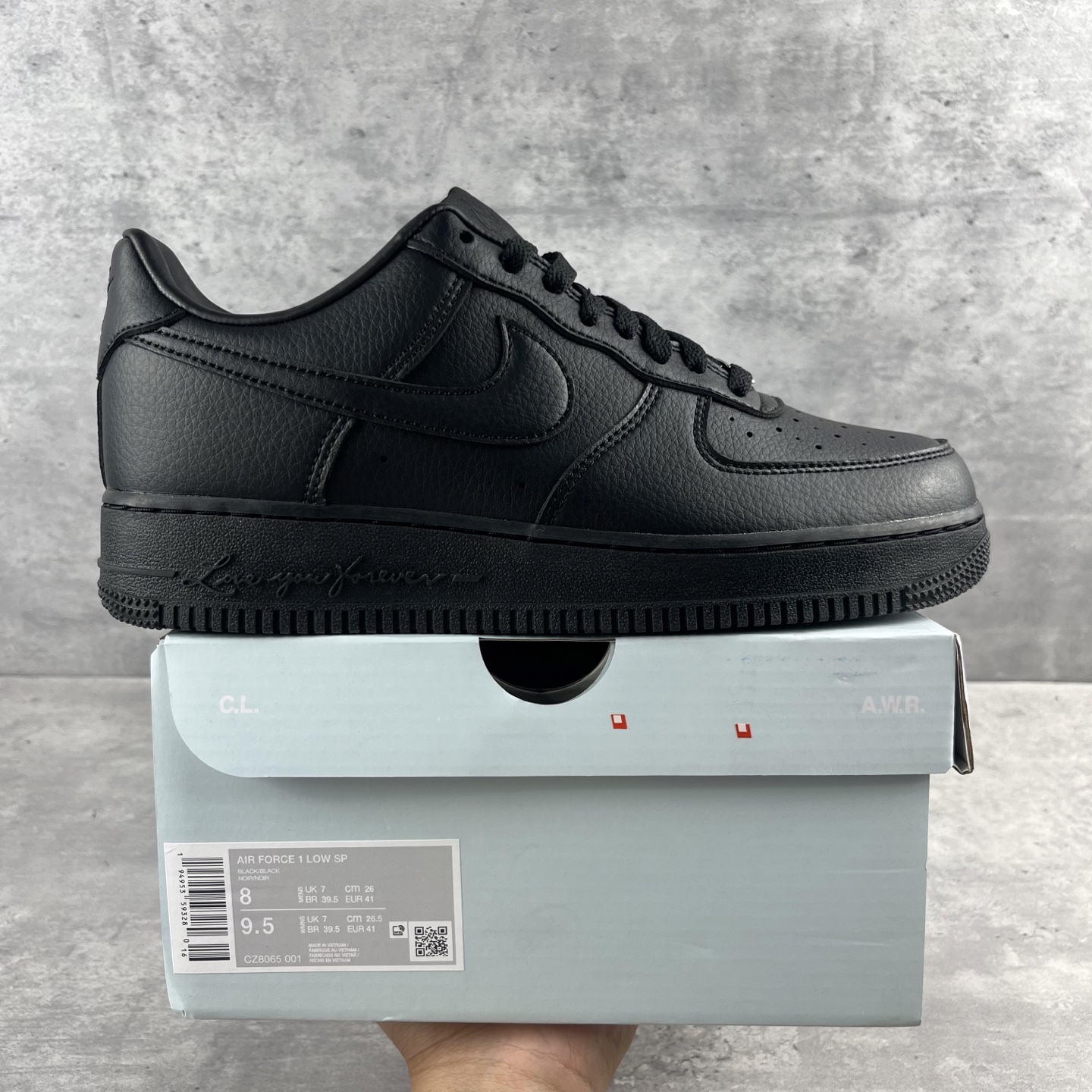 
Nocta x Air Force 1 Low 黑色 CZ8065-001
原楦头原纸板 打造纯正空军