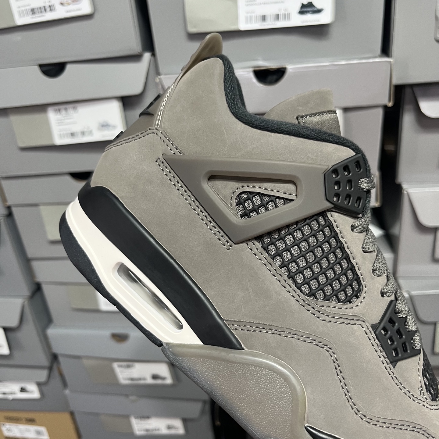 
Air Jordan AJ4 Ship “Cave Stone”摩卡棕色 FV5029-200 重点区