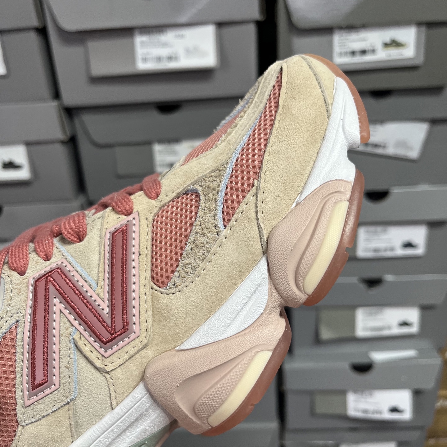 M版
NB Joe Freshgoods x New Balance 公司级版本NB9060 复古休闲运