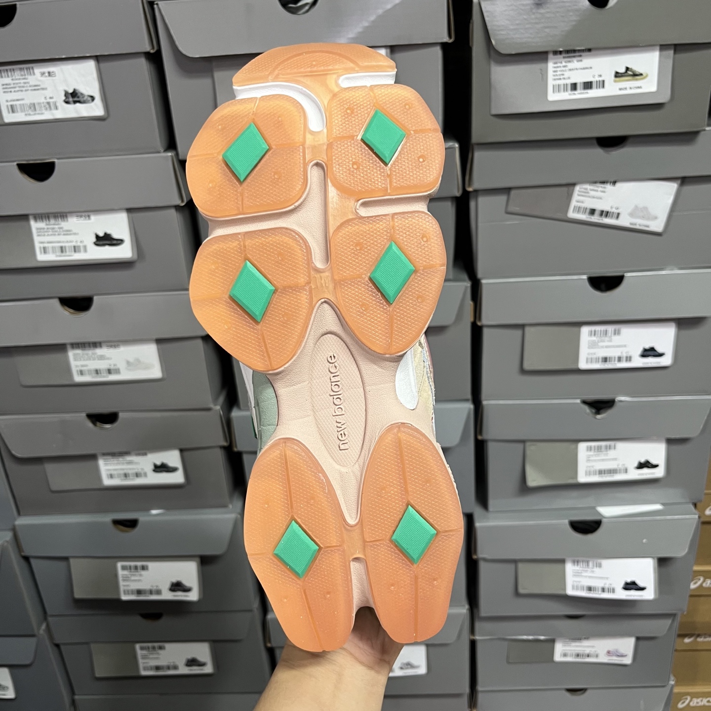 M版
NB Joe Freshgoods x New Balance 公司级版本NB9060 复古休闲运