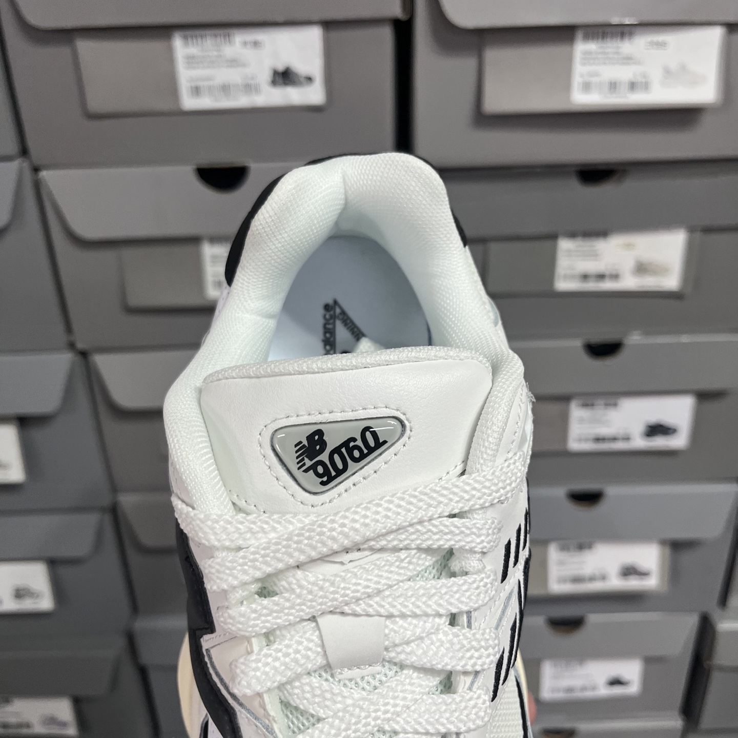 M版
NB Joe Freshgoods x New Balance 公司级版本NB9060 复古休闲运