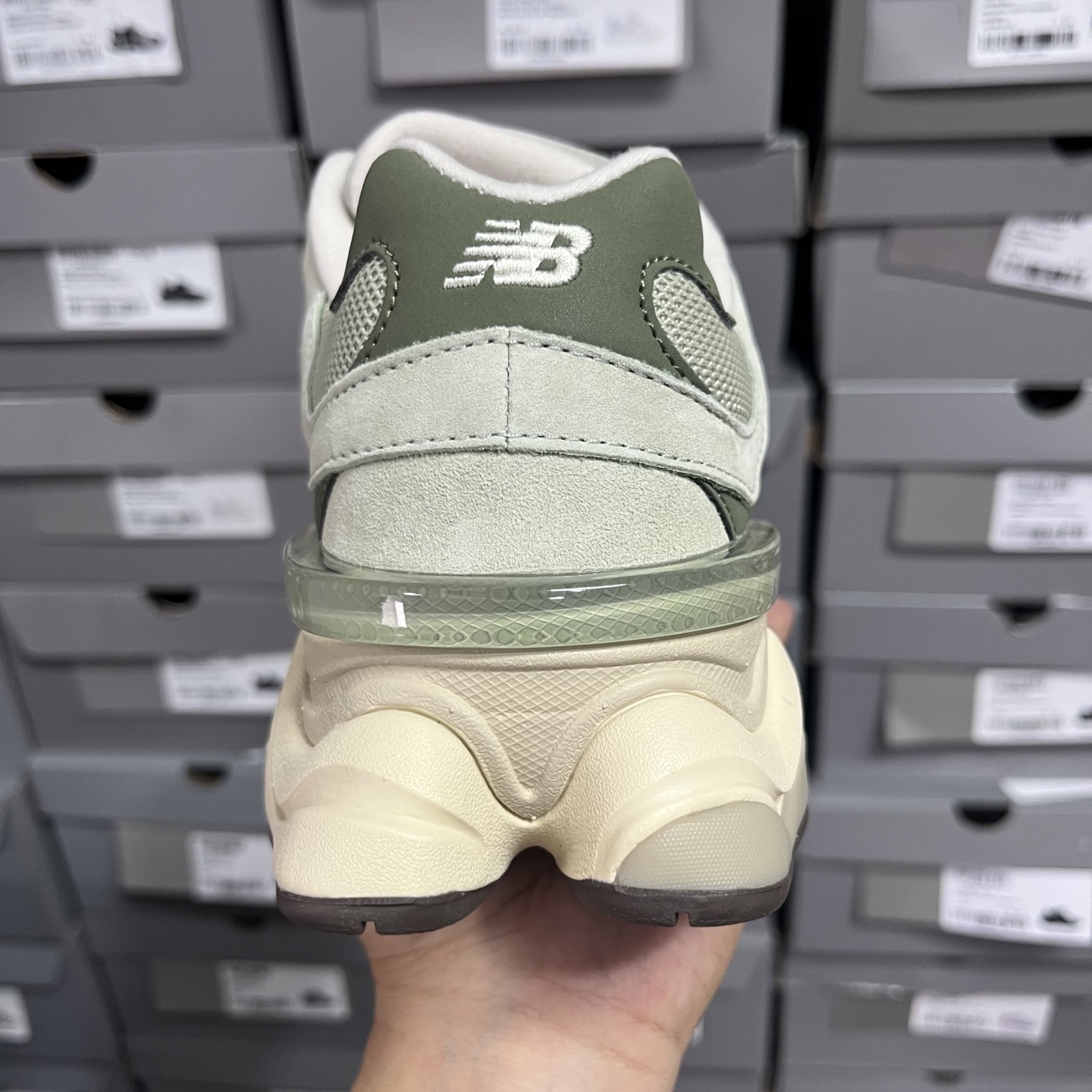 M版
NB Joe Freshgoods x New Balance 公司级版本NB9060 复古休闲运