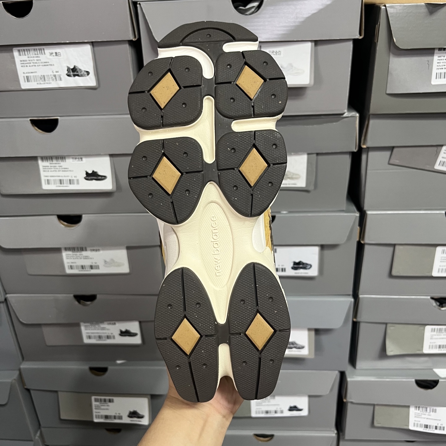 M版
NB Joe Freshgoods x New Balance 公司级版本NB9060 复古休闲运