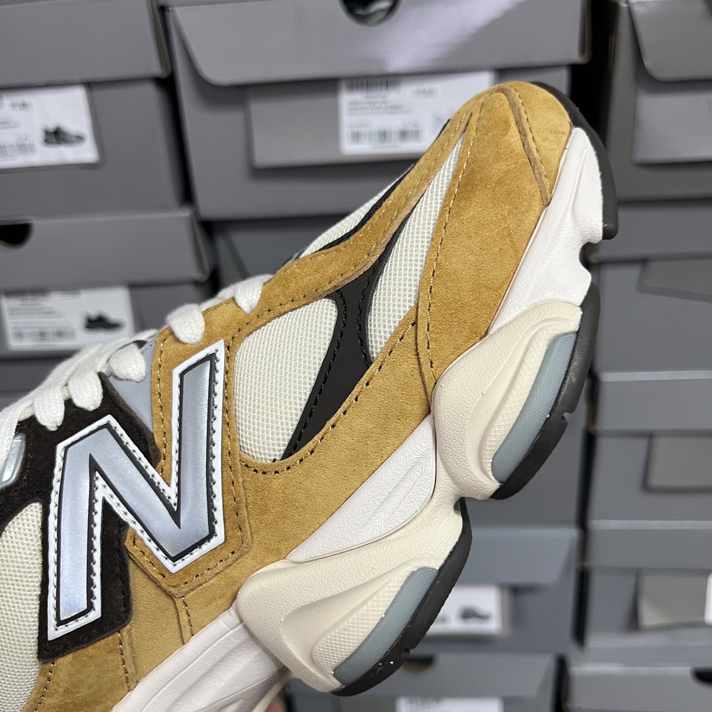 M版
NB Joe Freshgoods x New Balance 公司级版本NB9060 复古休闲运