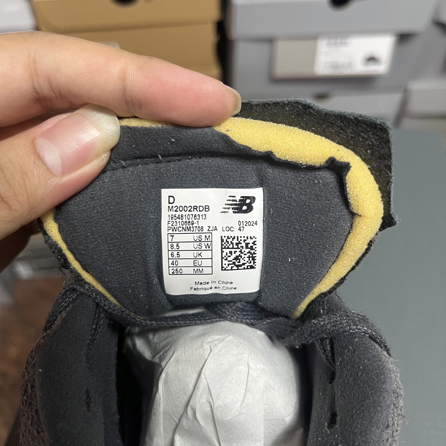 
全新版本升级 New Balance NB 2002R 幻影黑

货号：M2002RDB
尺码：35.