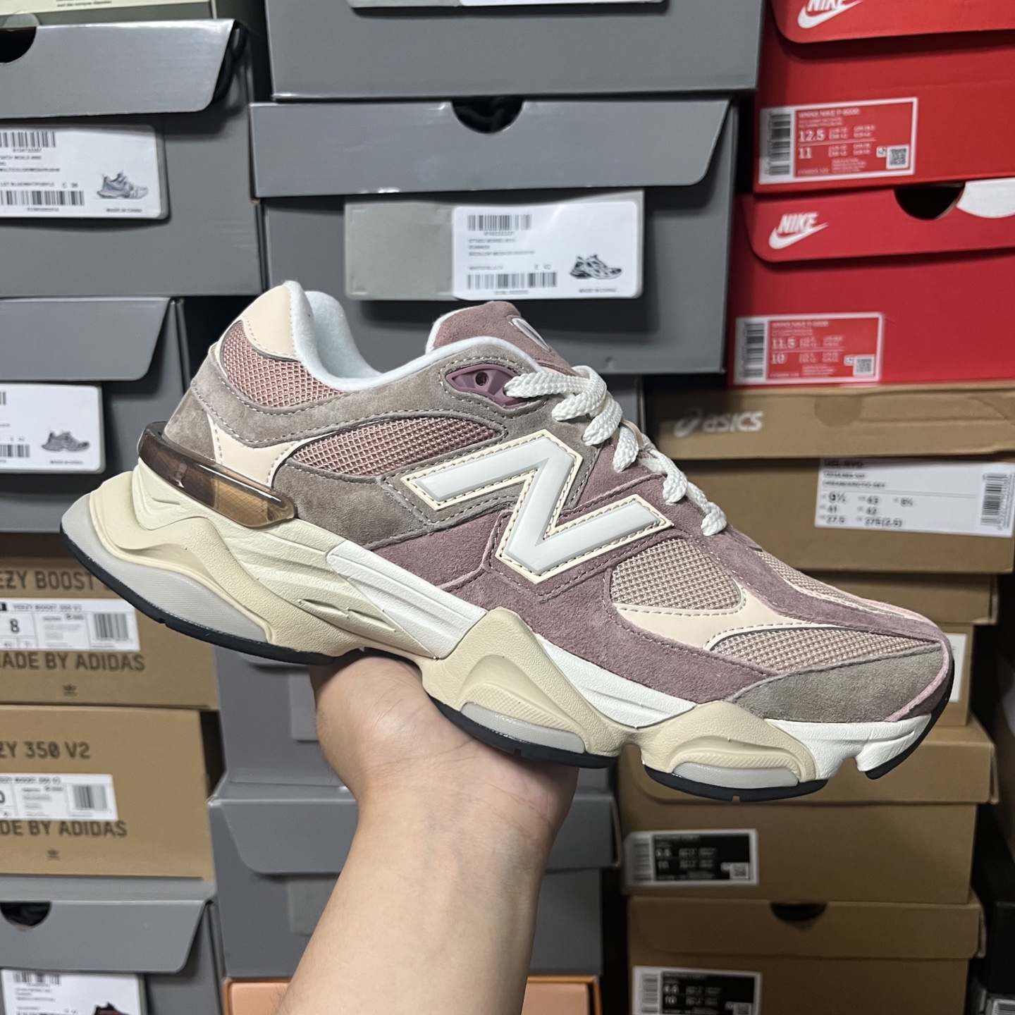 
纯原标杆 品质无敌 New Balance NB 9060 粉棕

货号：U9060ZGB
尺码：36