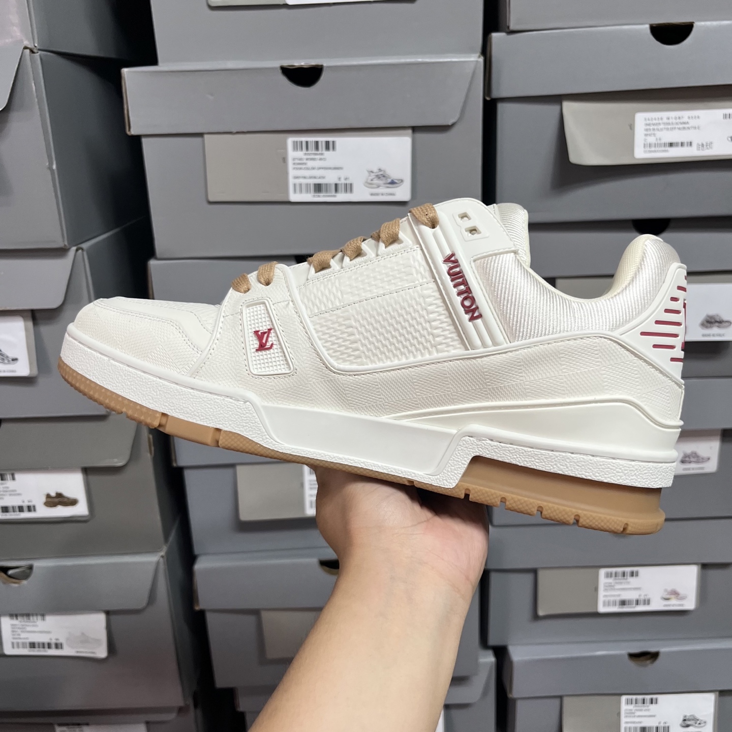   LV路易威登Louis Vuitton Trainer Sneaker Low 运动系列低帮复古百搭