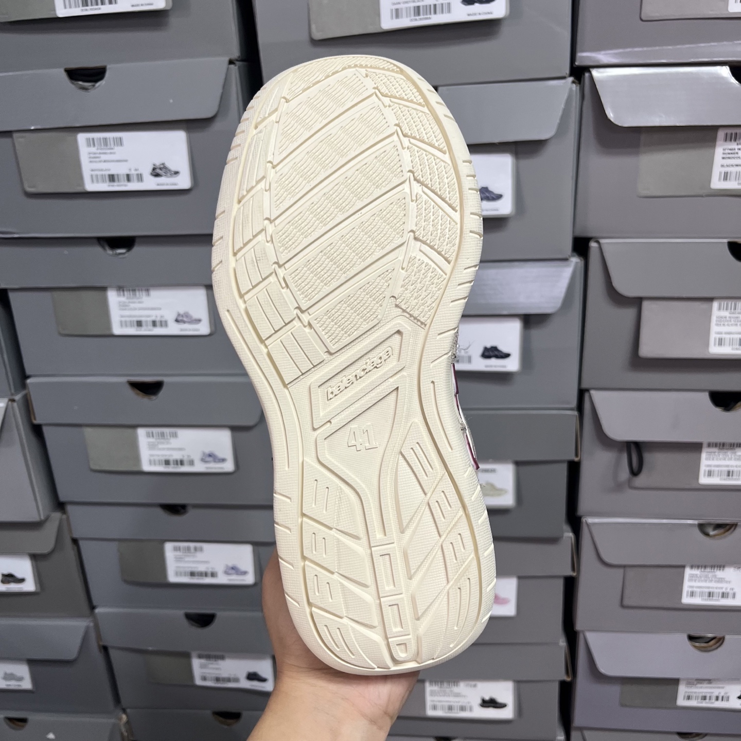 图片[9]-XA版 Balenciaga Hamptons Worn-Out 巴黎世家十八18代 板鞋 1180 尺码： 35-46-自助查询