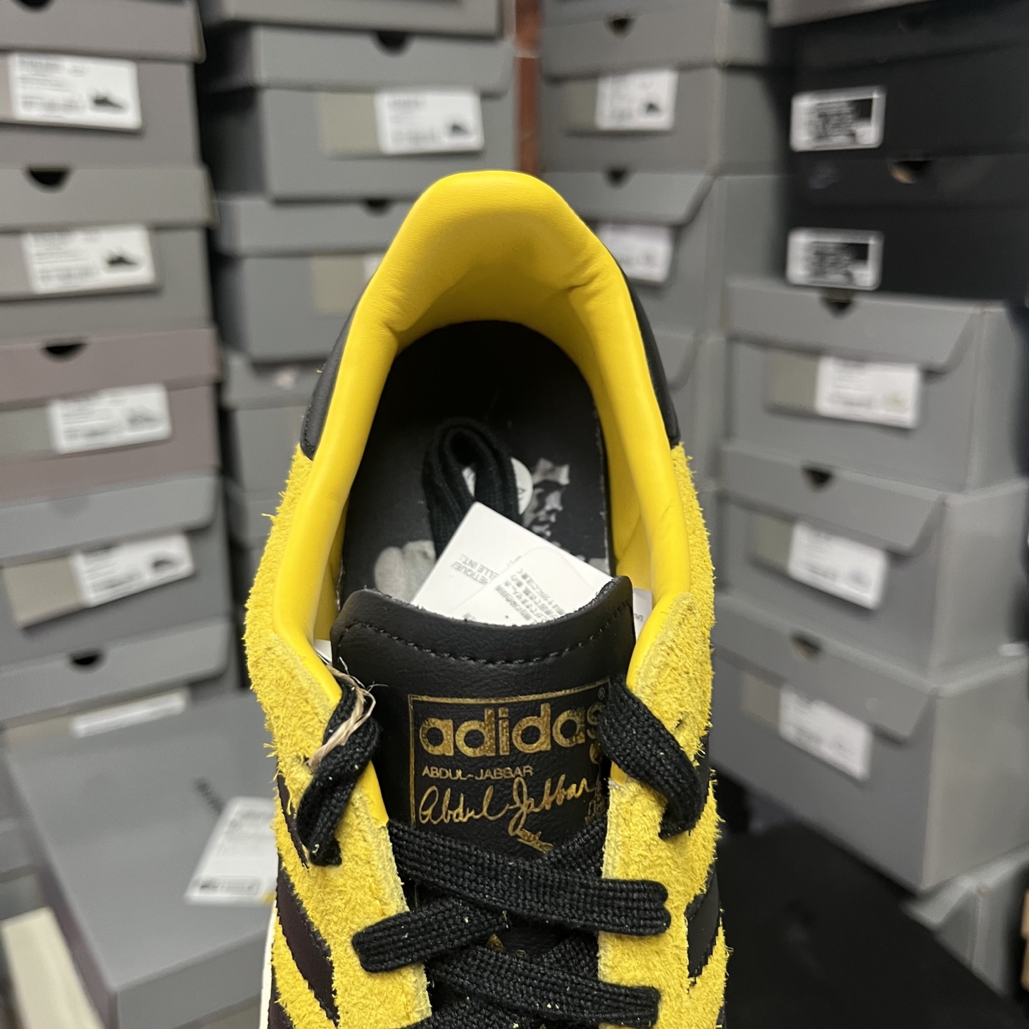 
纯原 Bruce Lee x AD 阿迪 联名款低帮休闲板鞋 JR1597  头部一线大厂出品 高端外