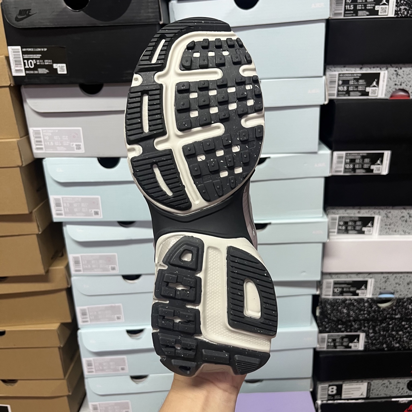 Nike V2K Run 减震防滑耐磨低帮跑步鞋 FN6703-001市场最强版本完美版型 细节 一流做