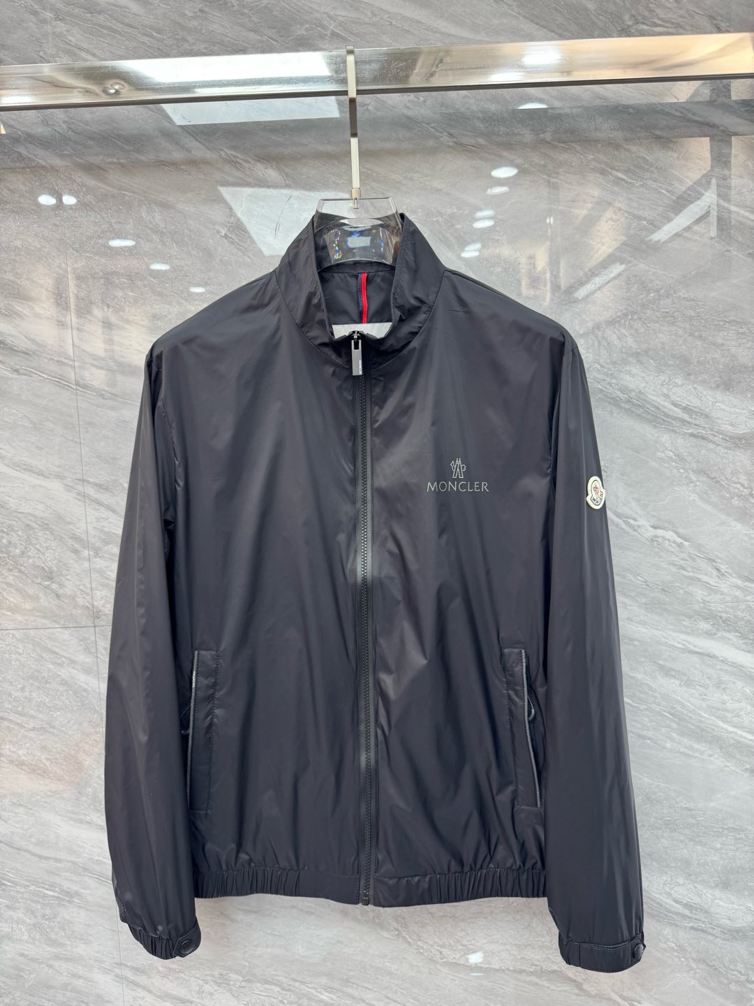 2025SS早春新品🆕蒙口男士【户外】夹克外套 系列‼️‼️

⚠️⚠️柜台同步  原版五金   做工