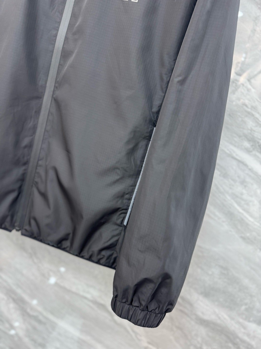  2025SS早春新品🆕蒙口男士【户外】华夫格面料夹克外套 系列‼️‼️

⚠️⚠️柜台同步  原版五金