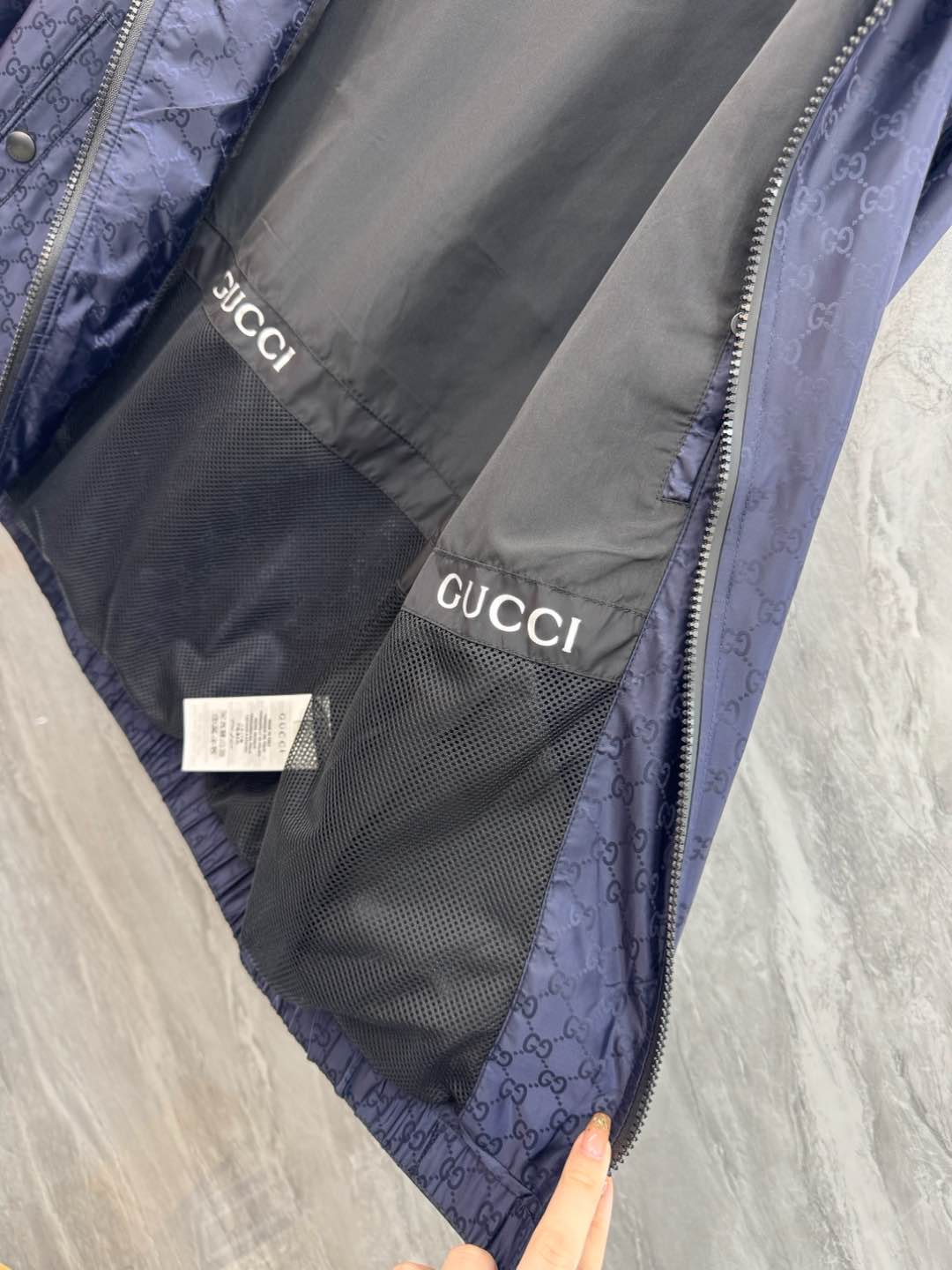  2025SS早春新品🆕Gucci男士【提花】夹克外套 系列‼️‼️

⚠️⚠️柜台同步  原版五金  