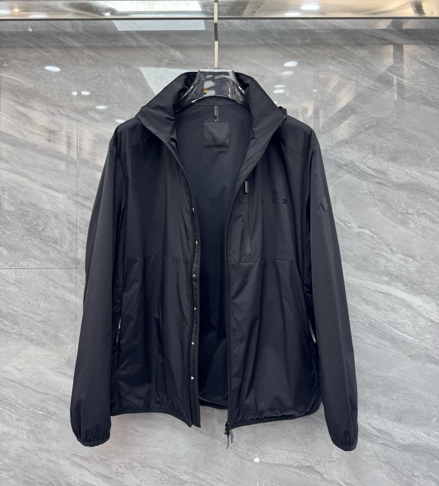  2025SS早春新品🆕蒙口【可拆】夹克外套‼️‼️

⚠️⚠️柜台同步  原版五金   做工精细  可